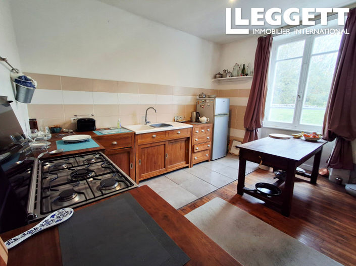 Image No.4-2 Bed House for sale