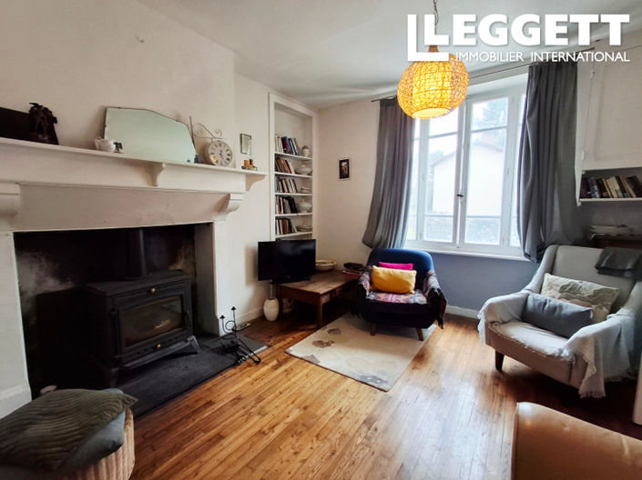 Image No.4-2 Bed House for sale