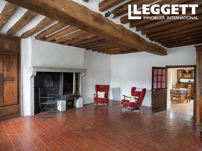 Image No.5-6 Bed House for sale