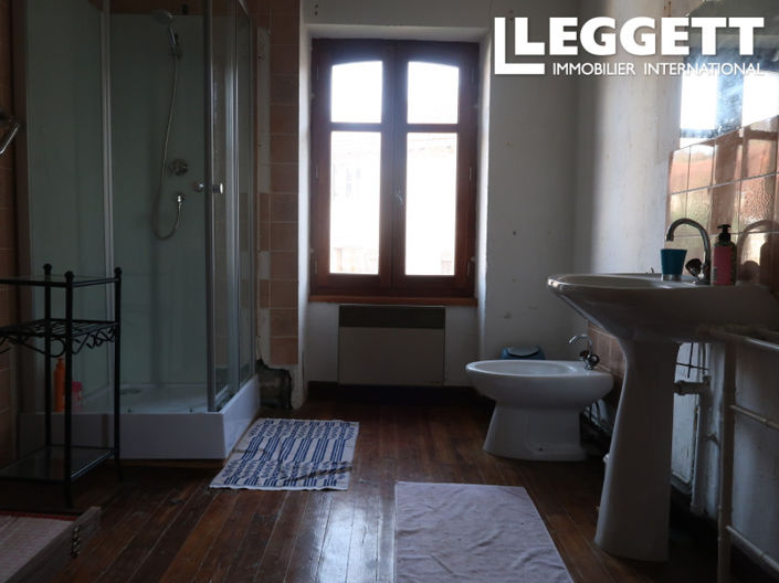 Image No.7-2 Bed House for sale