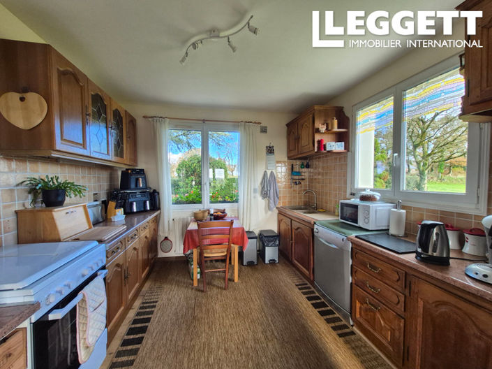 Image No.6-3 Bed House for sale