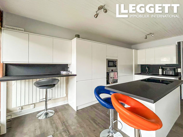 Image No.8-3 Bed Apartment for sale