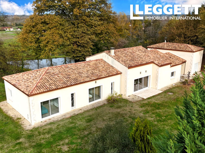 Image No.2-Maison de 4 chambres à vendre à Cours-de-Pile