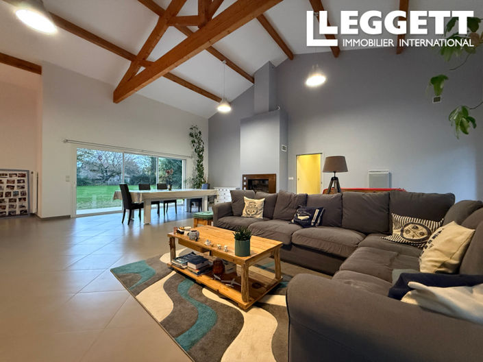 Image No.3-4 Bed House for sale