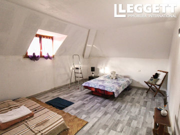 ahr0chm6ly9jzg4uagvzdglhlmltbw8vaw1hz2uvvevom