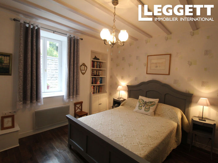 Image No.7-3 Bed House for sale