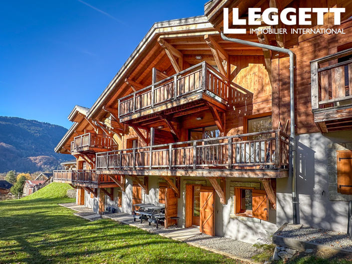 Image No.1-4 Bed House for sale