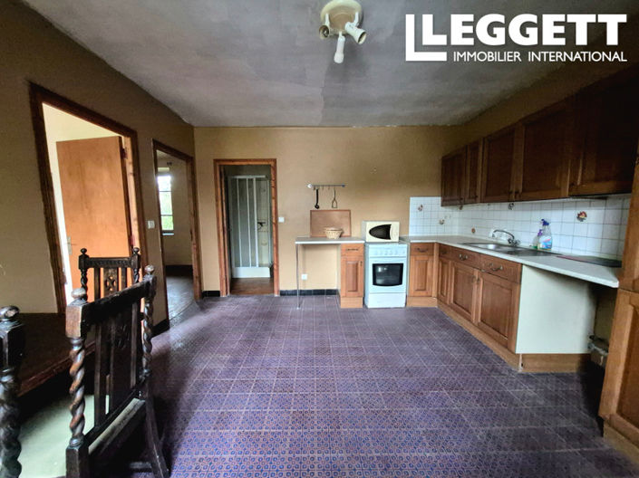 Image No.8-2 Bed House for sale