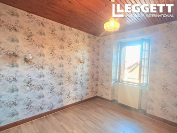 ahr0chm6ly9jzg4uagvzdglhlmltbw8vaw1hz2uvvevom