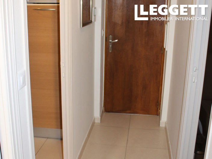 Image No.10-1 Bed Apartment for sale