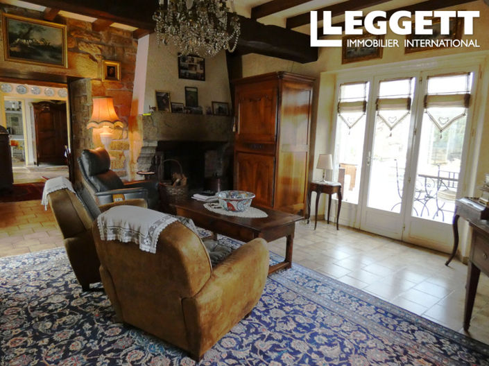 Image No.10-5 Bed House for sale