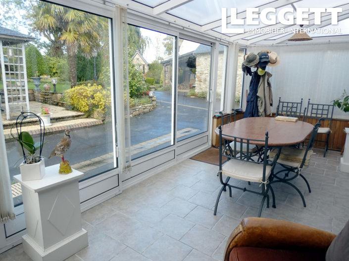 Image No.10-5 Bed House for sale