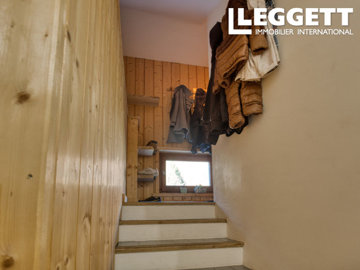 ahr0chm6ly9jzg4uagvzdglhlmltbw8vaw1hz2uvvevom