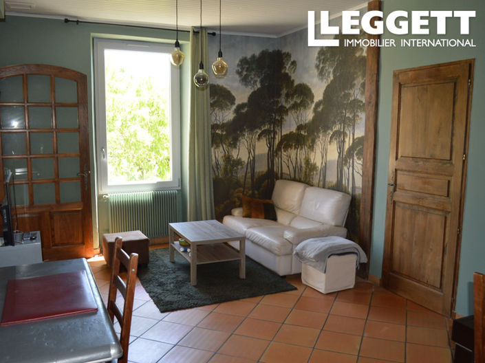 Image No.6-3 Bed Commercial for sale