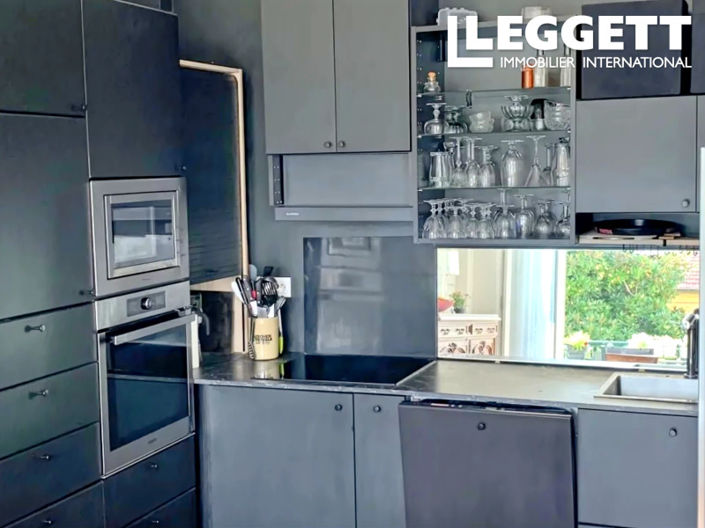 Image No.4-2 Bed Apartment for sale