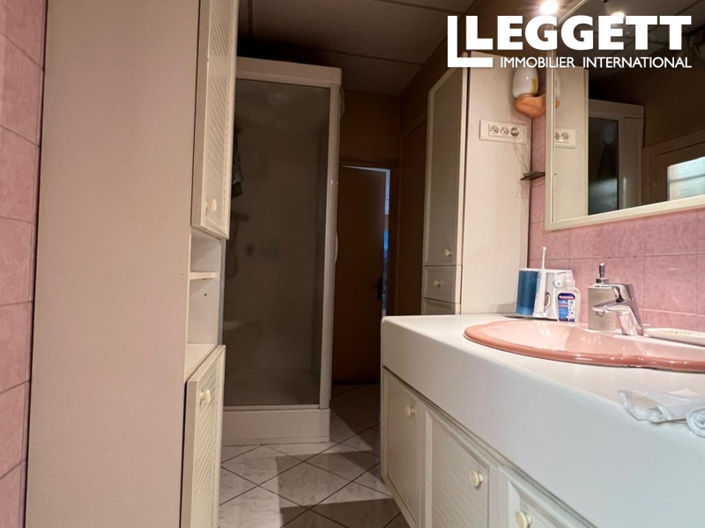 Image No.6-3 Bed House for sale