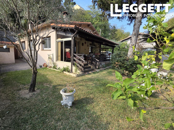 Image No.8-3 Bed House for sale