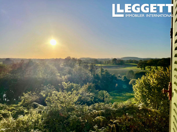 Image No.10-5 Bed House for sale