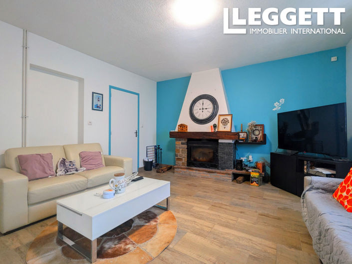 Image No.2-House for sale