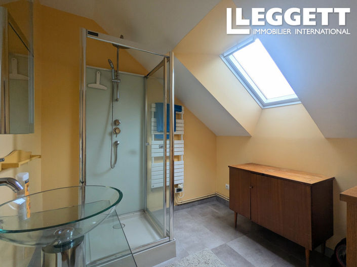 Image No.9-House for sale