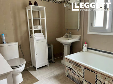 ahr0chm6ly9jzg4uagvzdglhlmltbw8vaw1hz2uvvevom