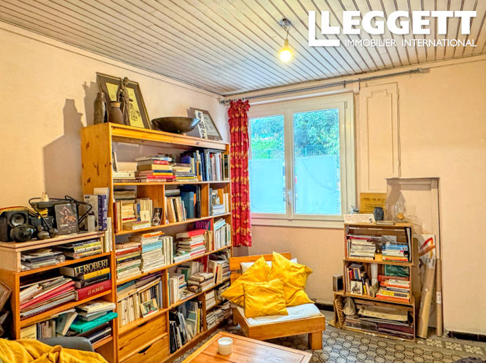 Image No.10-2 Bed House for sale