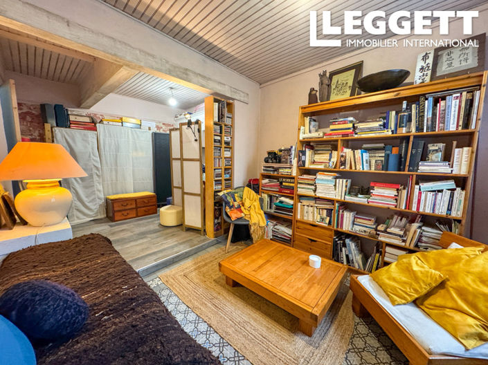 Image No.4-2 Bed House for sale