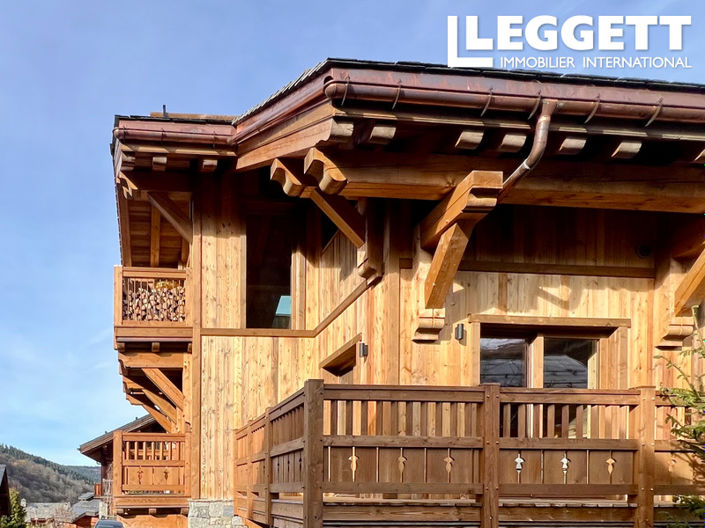 Image No.2-6 Bed House for sale