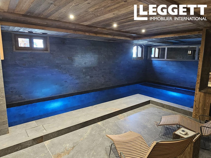 Image No.2-6 Bed House for sale