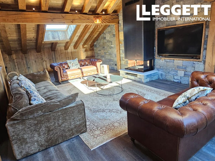 Image No.3-6 Bed House for sale