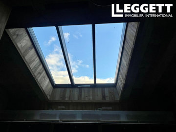 ahr0chm6ly9jzg4uagvzdglhlmltbw8vaw1hz2uvvevom