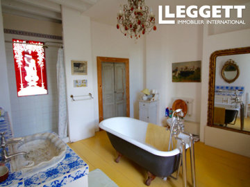 ahr0chm6ly9jzg4uagvzdglhlmltbw8vaw1hz2uvvevom