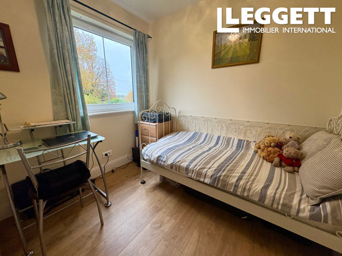 Image No.10-4 Bed House for sale