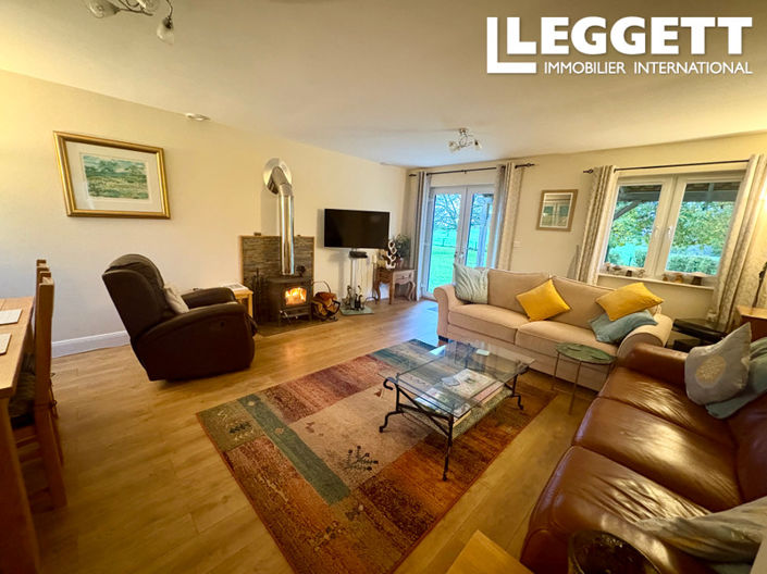 Image No.3-4 Bed House for sale