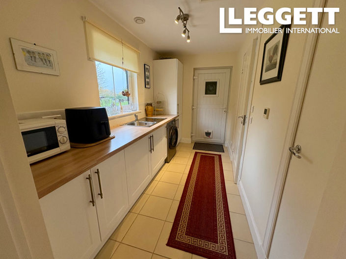 Image No.4-4 Bed House for sale