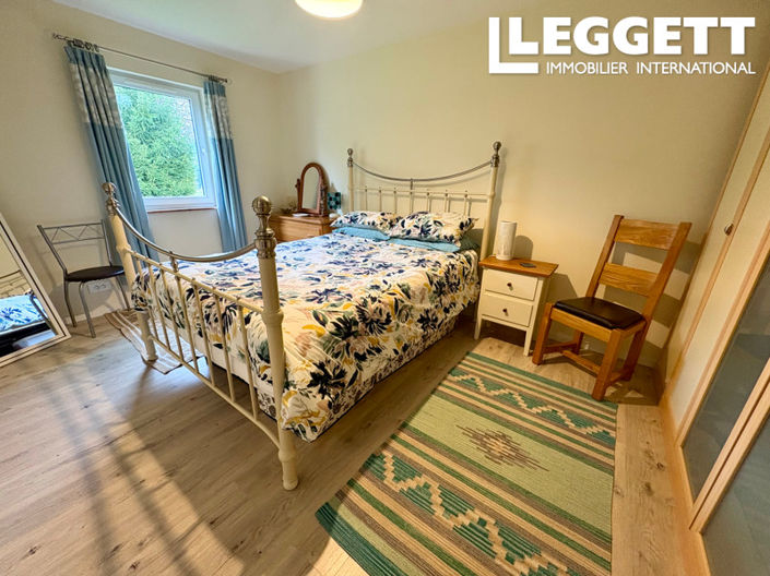 Image No.7-4 Bed House for sale