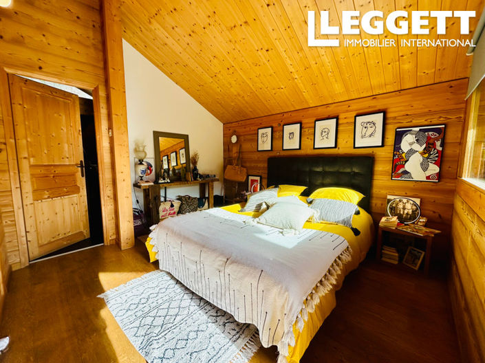 Image No.4-4 Bed House for sale