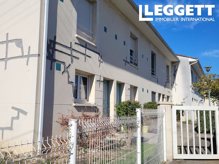 Image No.10-3 Bed House for sale