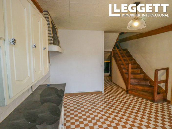 Image No.10-2 Bed House for sale