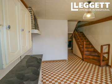 ahr0chm6ly9jzg4uagvzdglhlmltbw8vaw1hz2uvvevom