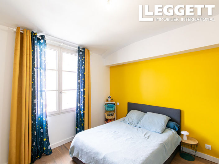 Image No.10-4 Bed House for sale