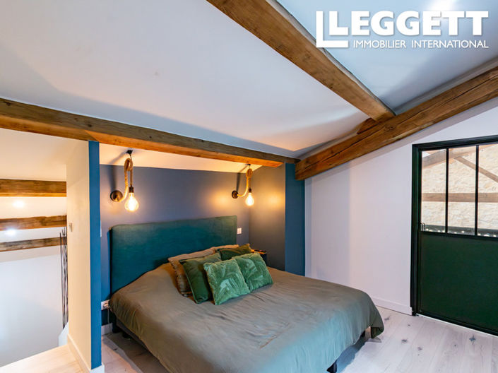 Image No.6-4 Bed House for sale