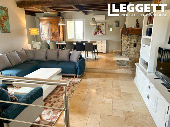 Image No.7-7 Bed House for sale