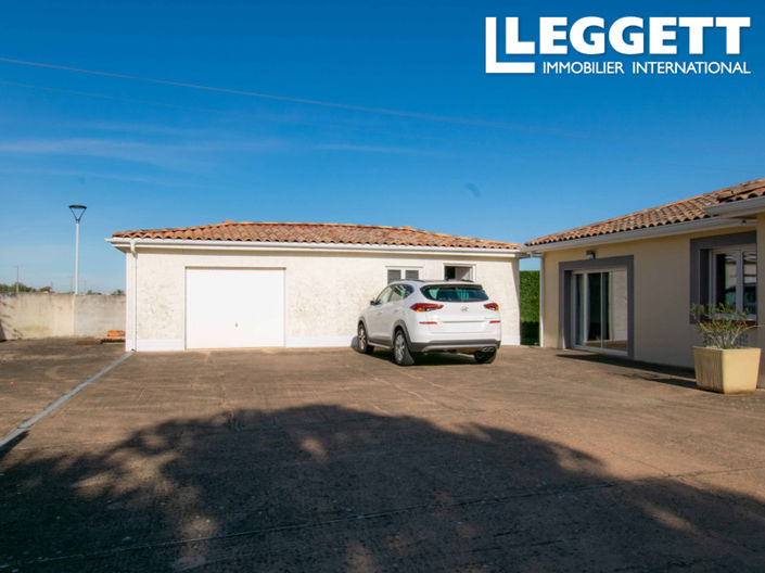 Image No.10-5 Bed House for sale