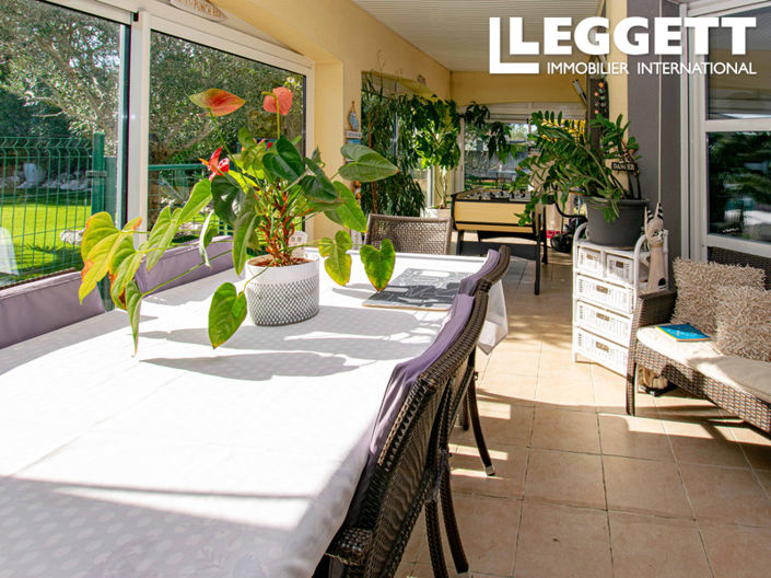 Image No.5-5 Bed House for sale