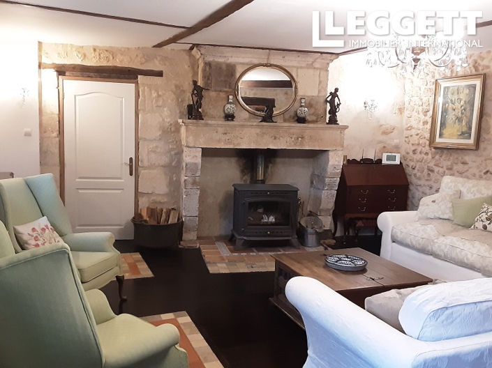 Image No.6-6 Bed House for sale