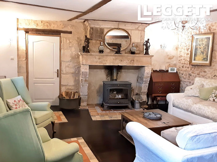 Image No.6-6 Bed House for sale