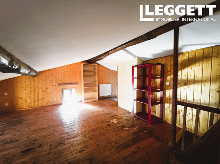 Image No.10-3 Bed House for sale