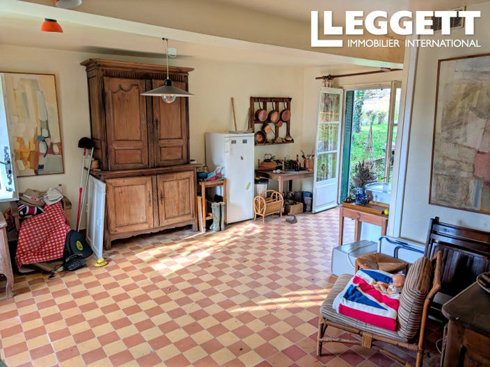 Image No.4-2 Bed House for sale