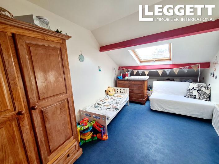 Image No.10-4 Bed House for sale